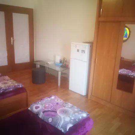 Barrandovska Patro 2 아파트